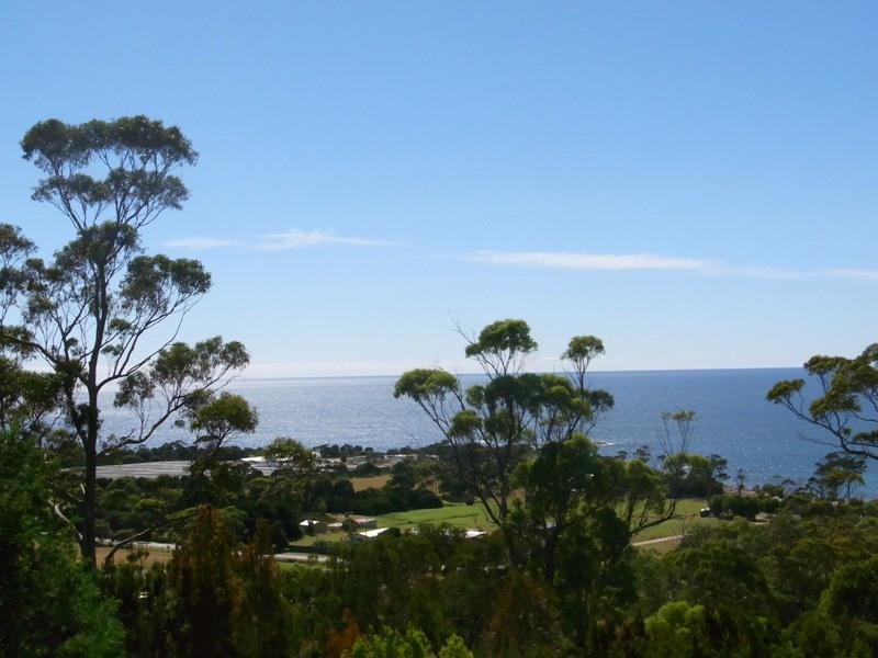RA 8 Courland Bay Road, Bicheno TAS 7215