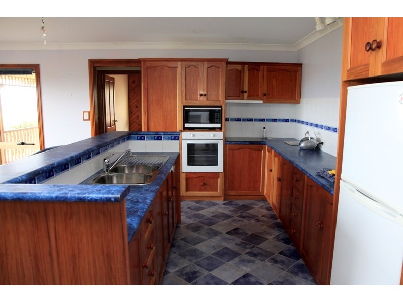 RA 8 Courland Bay Road, Bicheno TAS 7215