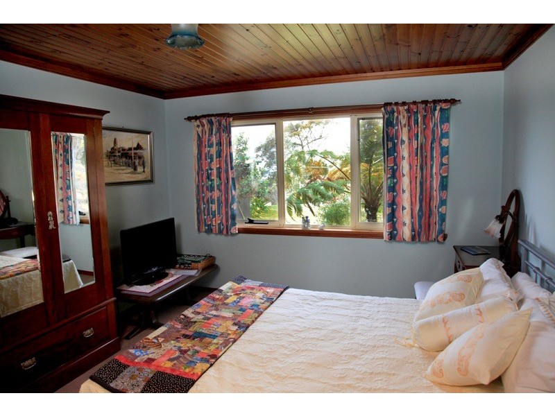 RA 8 Courland Bay Road, Bicheno TAS 7215