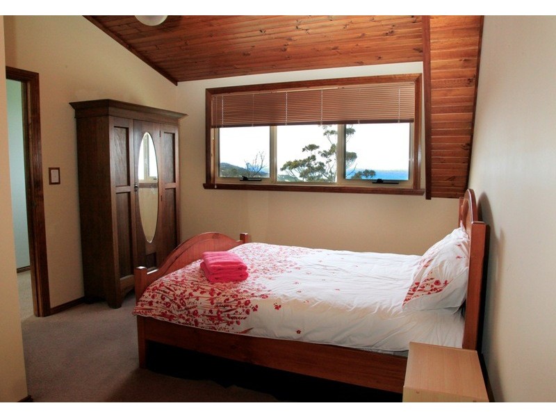 RA 8 Courland Bay Road, Bicheno TAS 7215