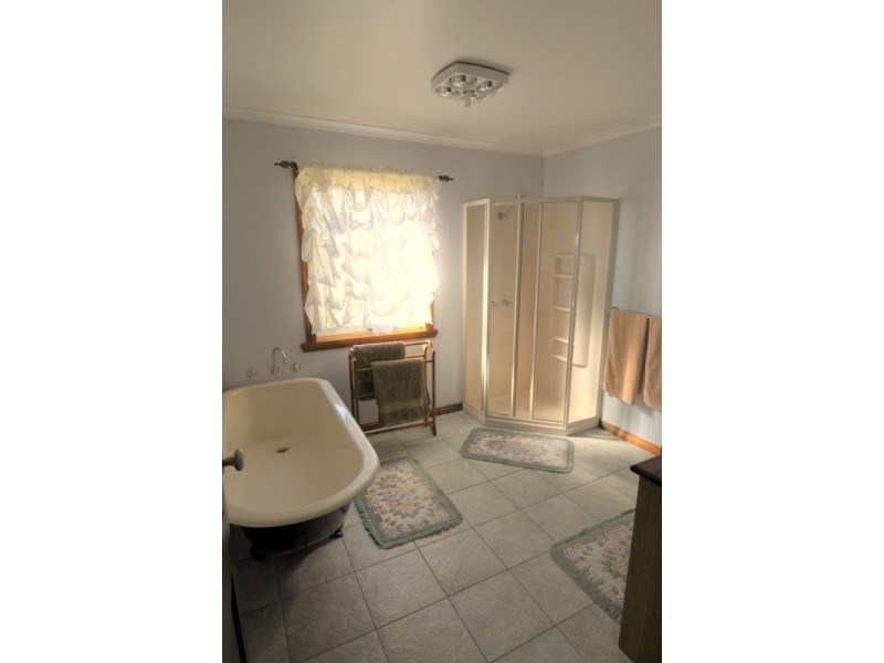 RA 8 Courland Bay Road, Bicheno TAS 7215