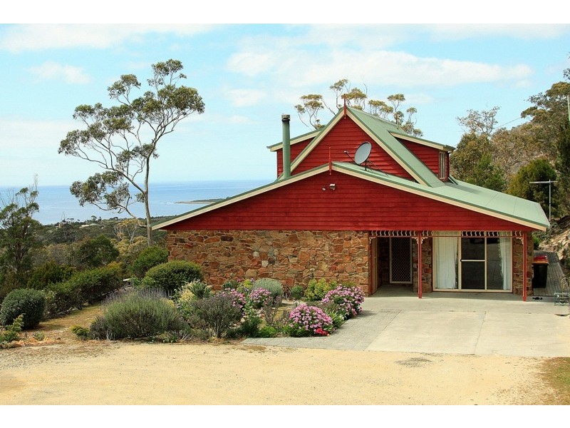 RA 8 Courland Bay Road, Bicheno TAS 7215