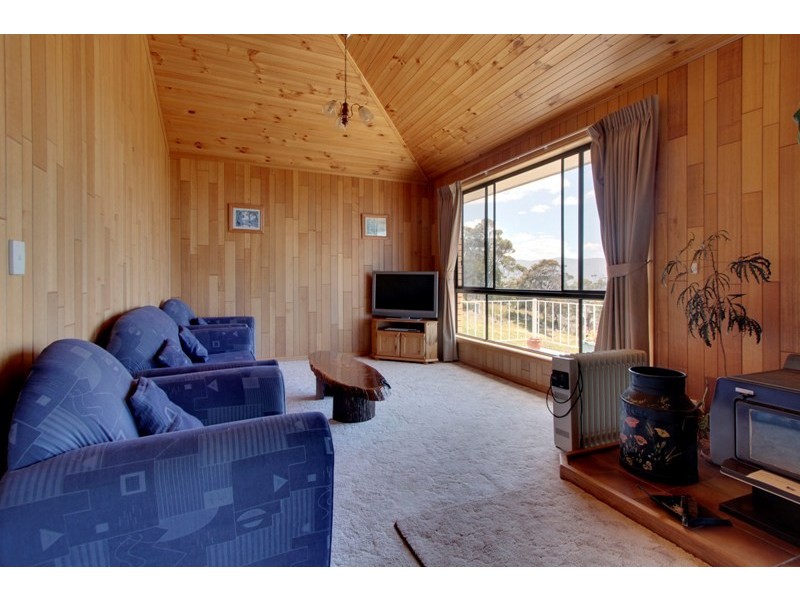 18067 Tasman Highway, Bicheno TAS 7215
