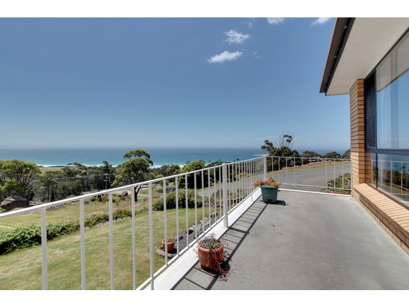 18067 Tasman Highway, Bicheno TAS 7215