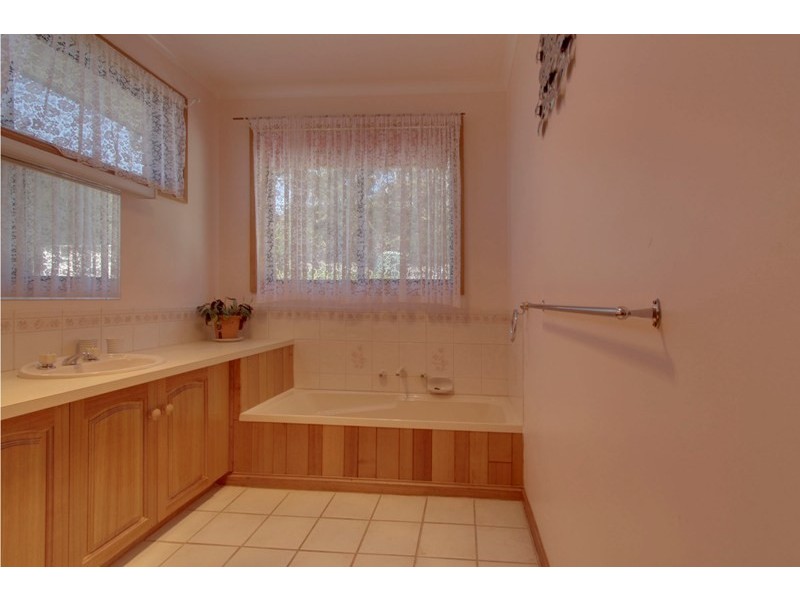 18067 Tasman Highway, Bicheno TAS 7215