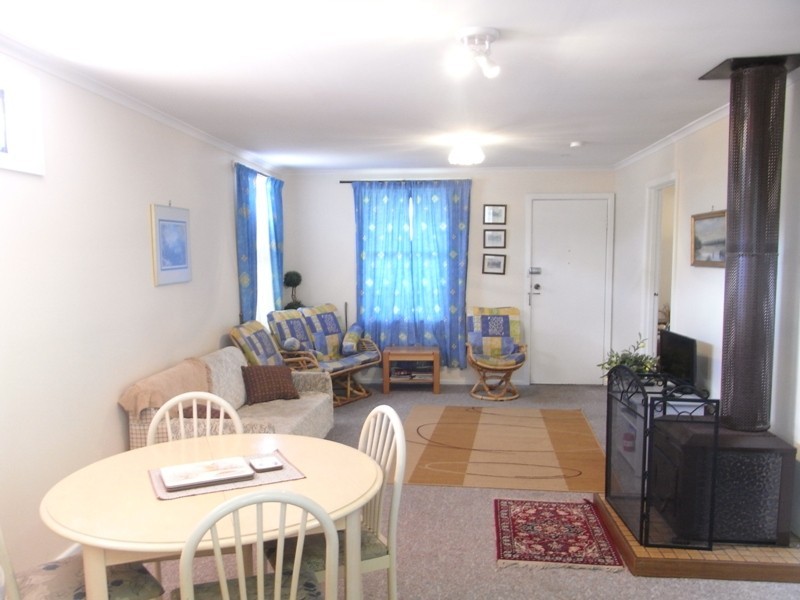 3/49 Burgess Street, Bicheno TAS 7215