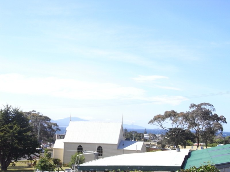 3/49 Burgess Street, Bicheno TAS 7215