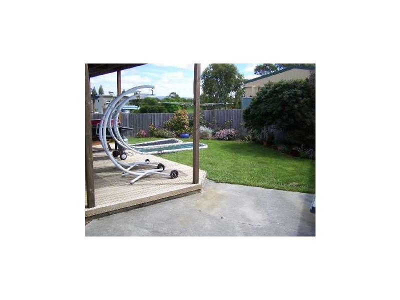 1/2 Meredith Court, Swansea TAS 7190