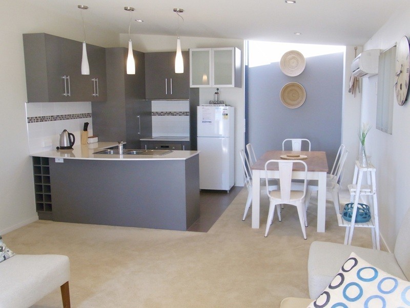 2/32 Douglas Street, Bicheno TAS 7215