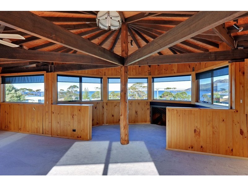 12 Weily Avenue, Bicheno TAS 7215