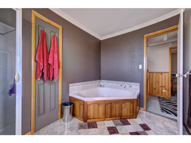 3 Weily Avenue, Bicheno TAS 7215