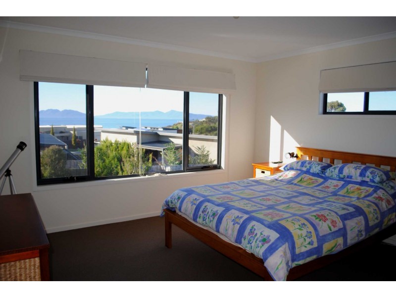 2 Aqua Sands Drive, Swansea TAS 7190