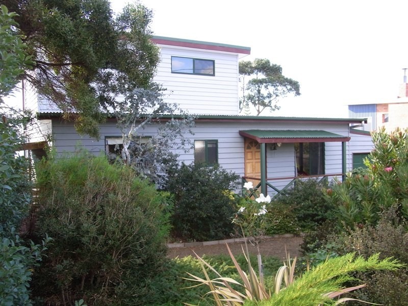 3 Beattie Avenue, Bicheno TAS 7215