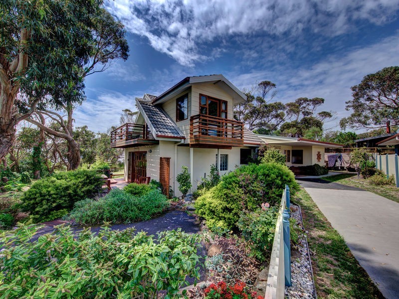 2 Murray Street, Bicheno TAS 7215