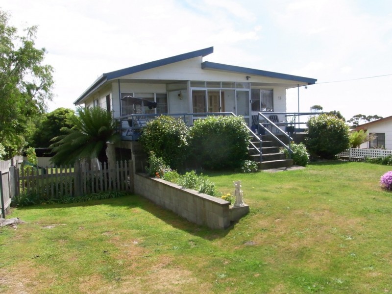 19 Banksia Street, Bicheno TAS 7215