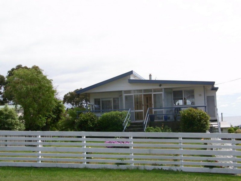 19 Banksia Street, Bicheno TAS 7215