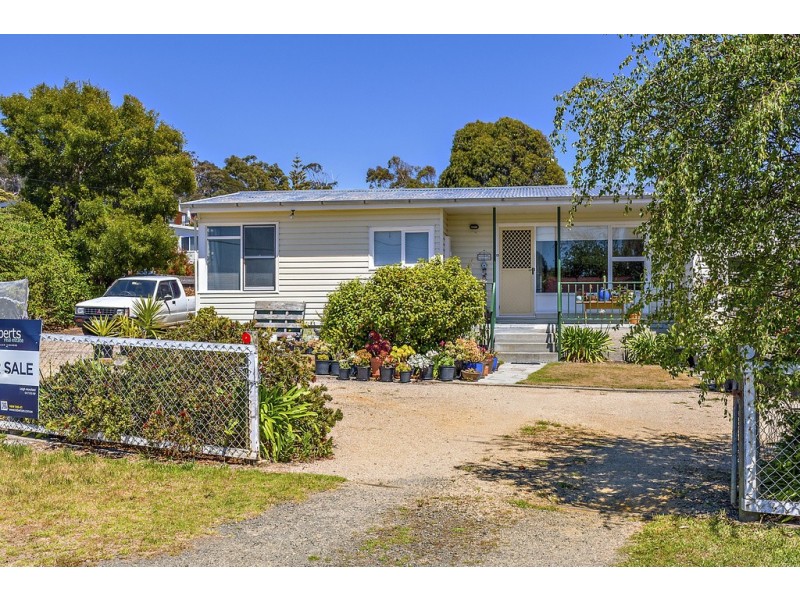 13 Murray Street, Bicheno TAS 7215