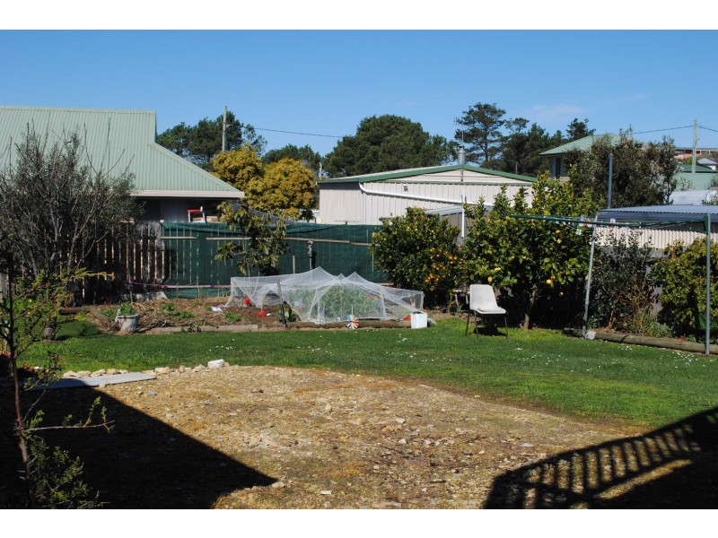 8 Sunny View Avenue, Swansea TAS 7190