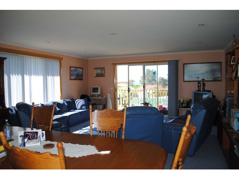 8 Sunny View Avenue, Swansea TAS 7190