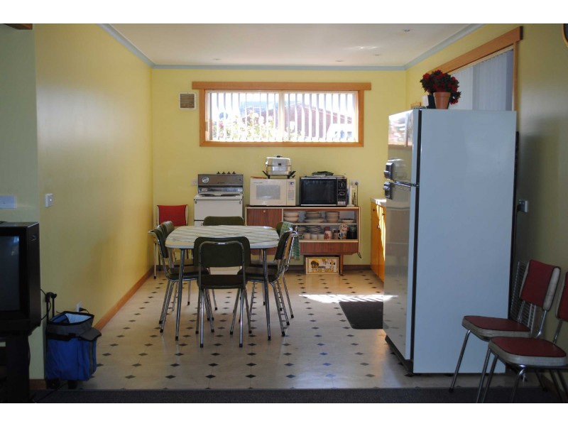 8 Sunny View Avenue, Swansea TAS 7190