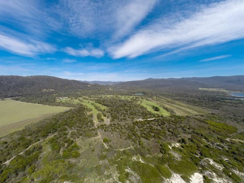 . Tasman Highway, Bicheno TAS 7215