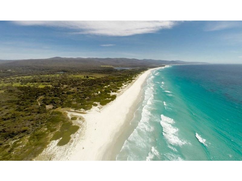 . Tasman Highway, Bicheno TAS 7215