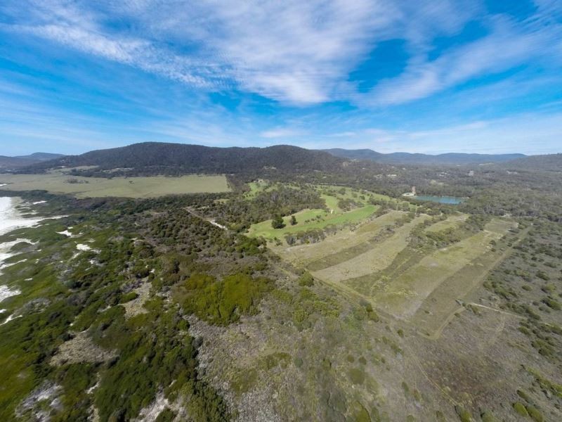 . Tasman Highway, Bicheno TAS 7215