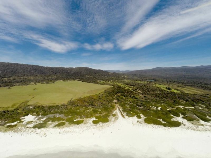 . Tasman Highway, Bicheno TAS 7215