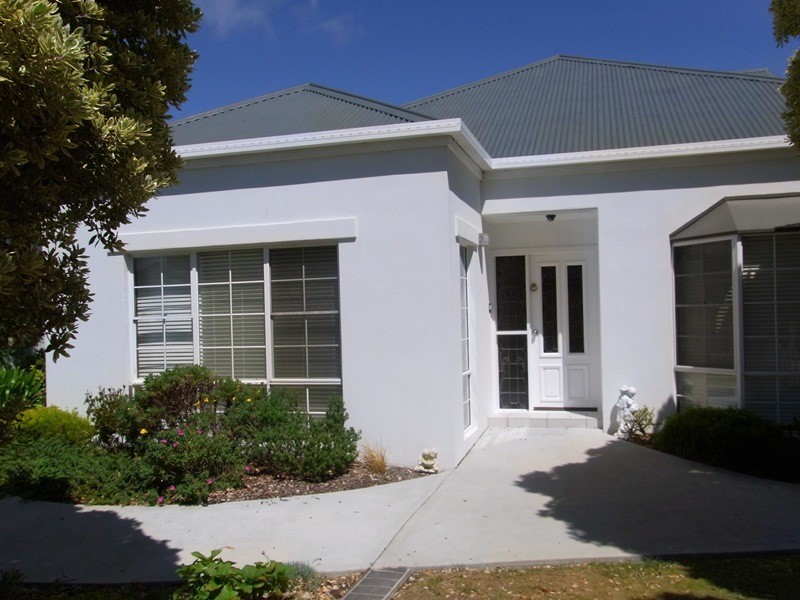 8 Jetty Road, Bicheno TAS 7215