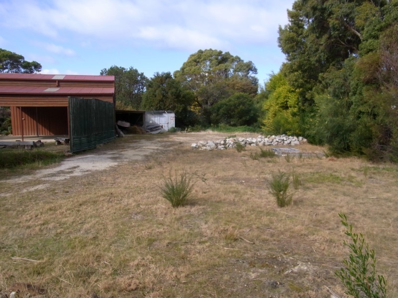 25 Hazards View Drive, Coles Bay TAS 7215