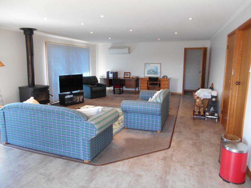 36 Hazards View Drive, Coles Bay TAS 7215