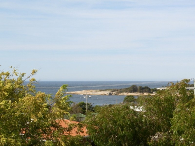 2 Harvey Avenue, Bicheno TAS 7215