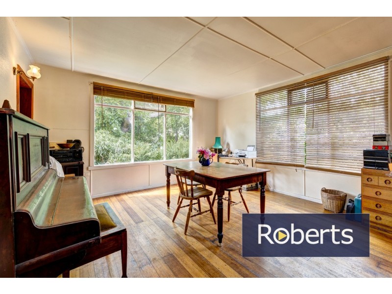 77 Burgess Street, Bicheno TAS 7215