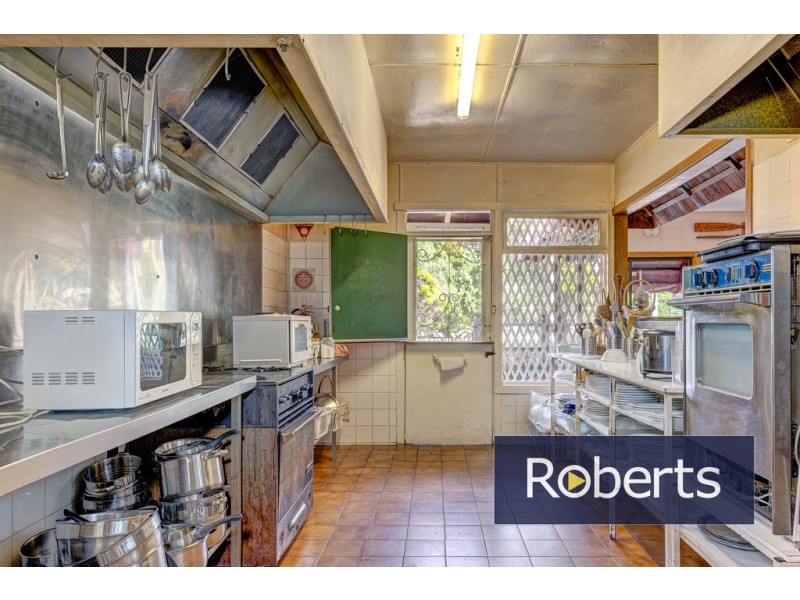 77 Burgess Street, Bicheno TAS 7215