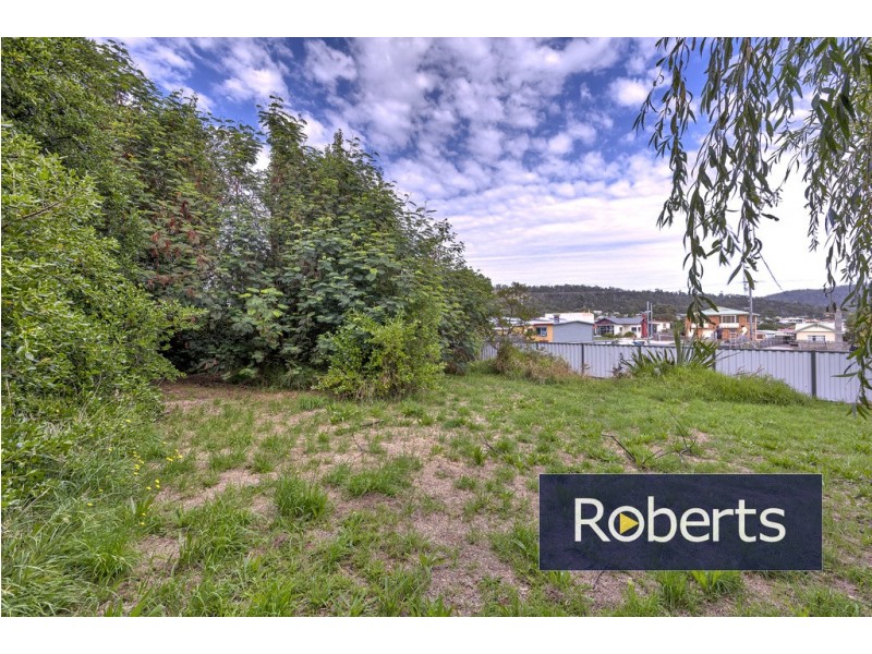 77 Burgess Street, Bicheno TAS 7215