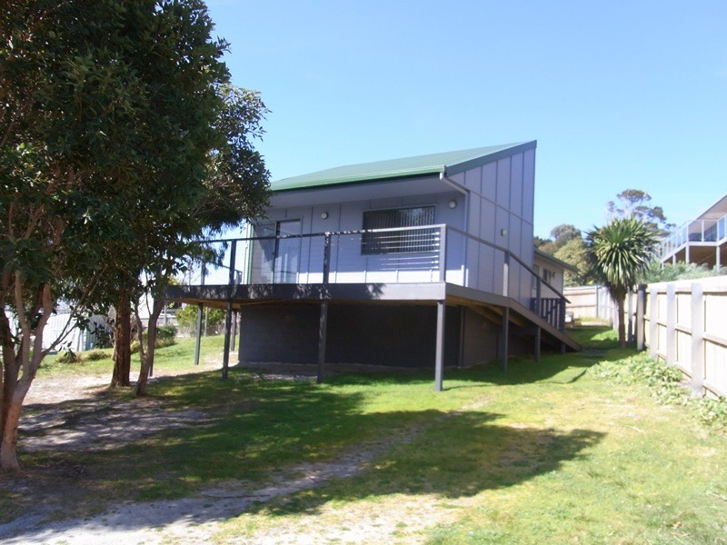 42 Gordon Street, Bicheno TAS 7215
