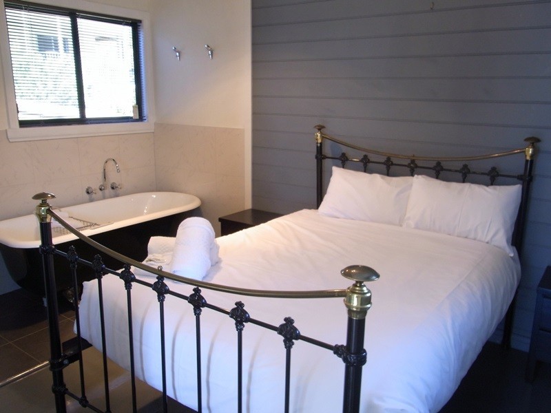 42 Gordon Street, Bicheno TAS 7215