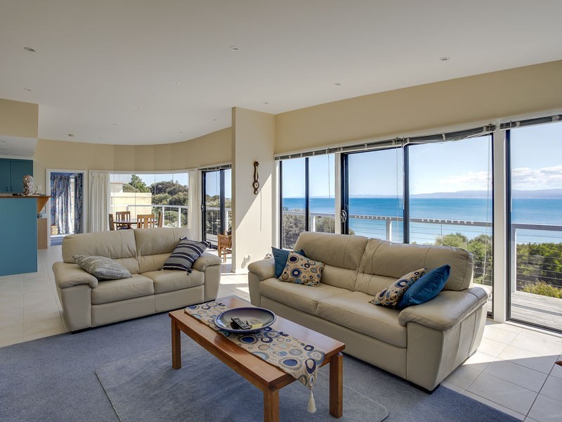 16 Meika Place, Coles Bay TAS 7215