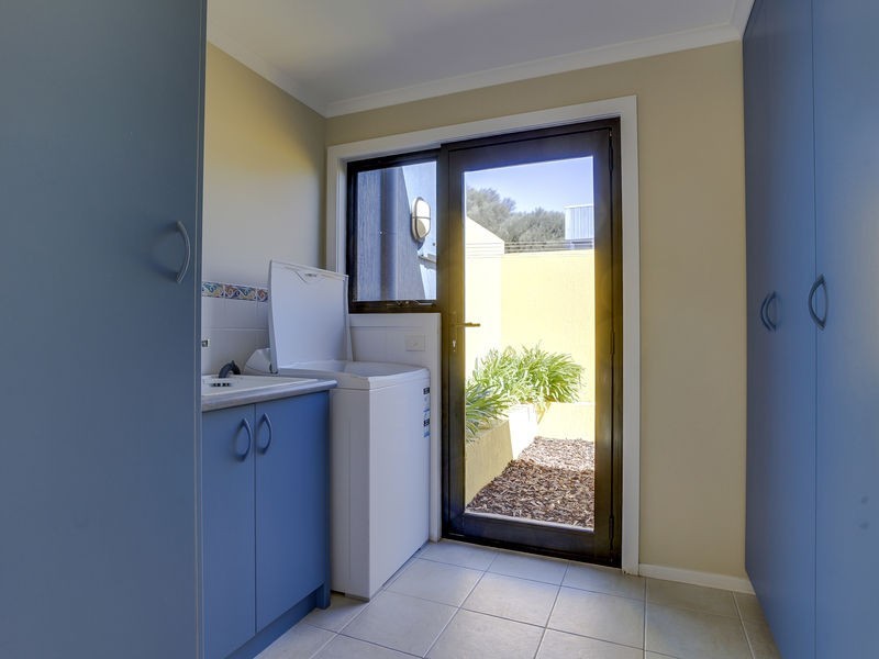 16 Meika Place, Coles Bay TAS 7215