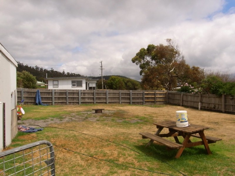 17 Beattie Avenue, Bicheno TAS 7215