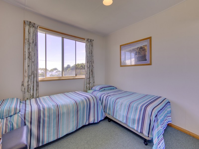 22 Tasman Hwy, Bicheno TAS 7215