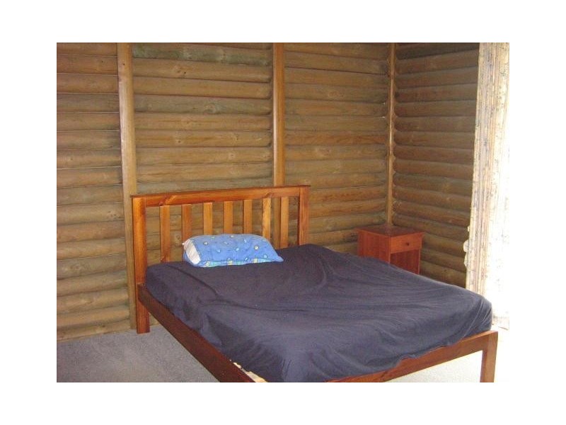 24 Solly Street, Zeehan TAS 7469