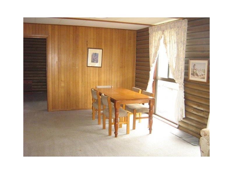 24 Solly Street, Zeehan TAS 7469
