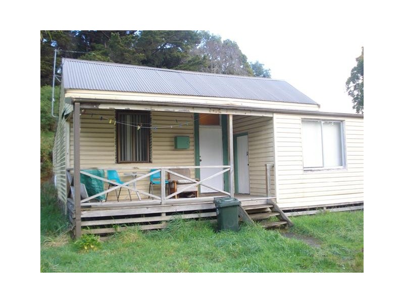 16 Featherstone Street, Strahan TAS 7468