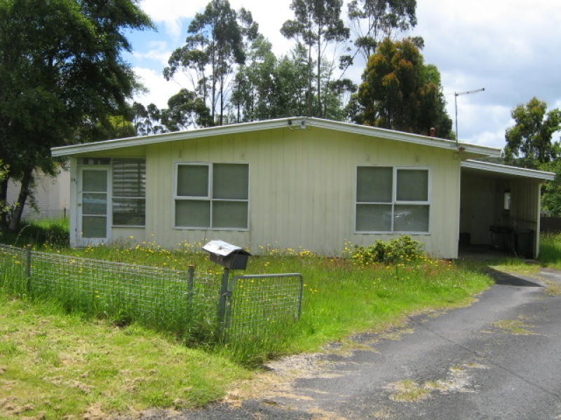 14 Fincham Street, Zeehan TAS 7469