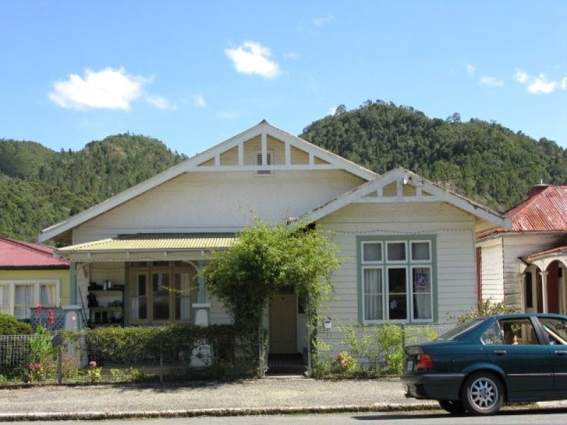 50 McNamara Street, Queenstown TAS 7467