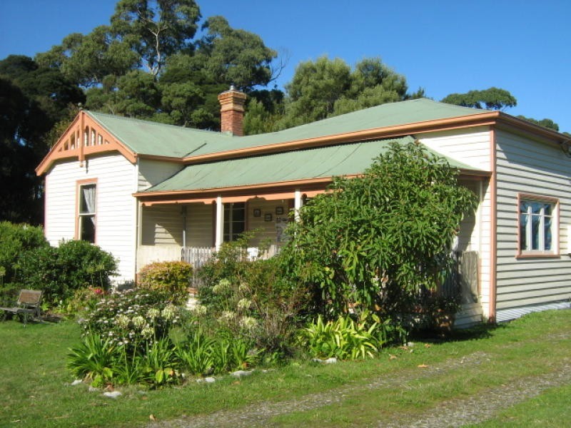 1 Innes Street, Strahan TAS 7468