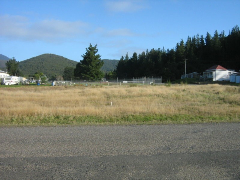 Main Street, Zeehan TAS 7469