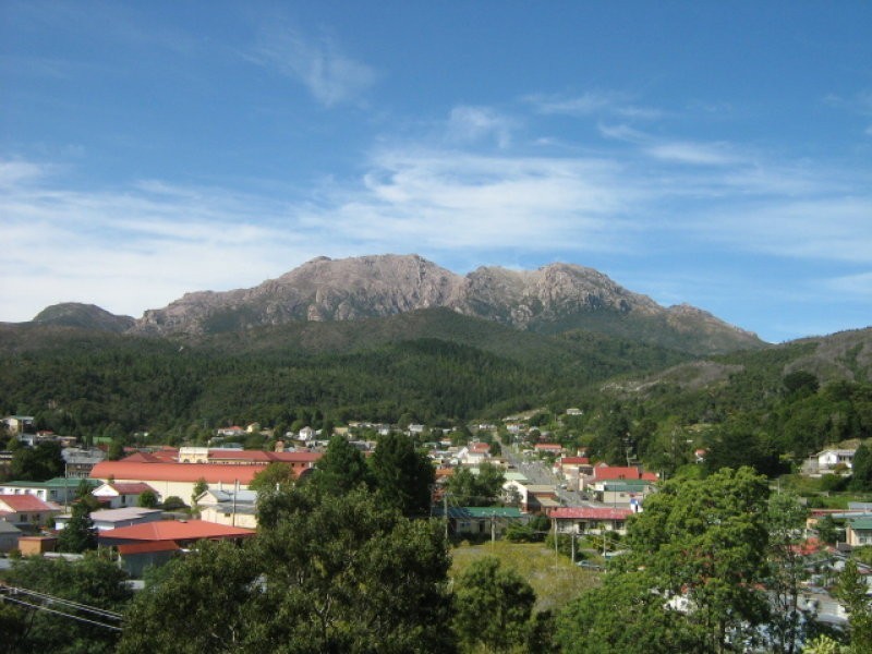 34 Esplanade, Queenstown TAS 7467