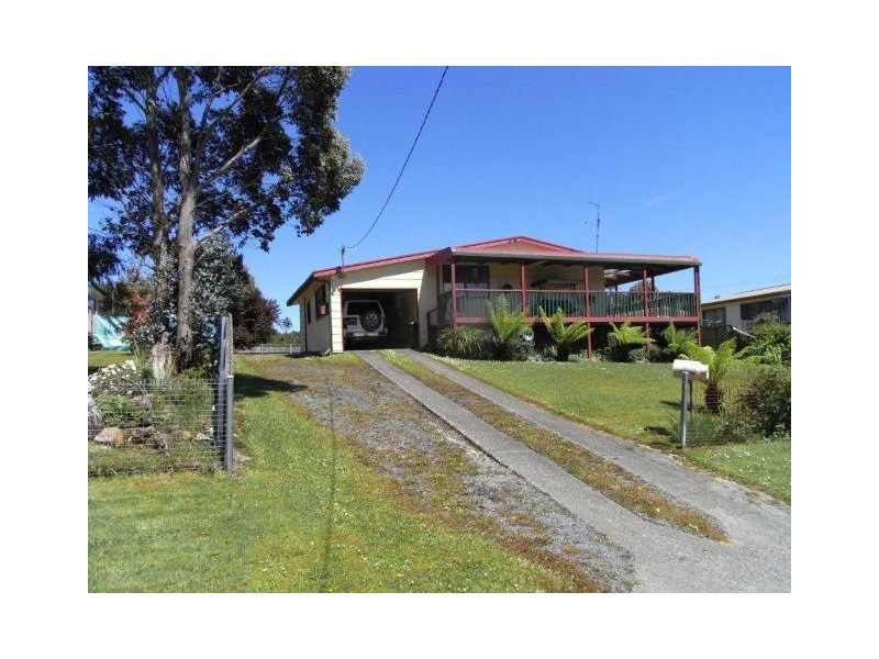 2 Parkinson Street, Zeehan TAS 7469
